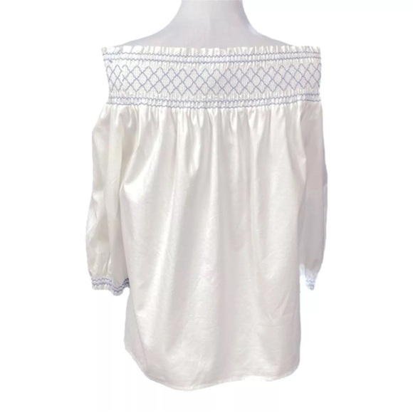 Vineyard Vines Smocked Off The Shoulder Blue Embroidered Neck Cuff Top NWT S - Picture 2 of 16